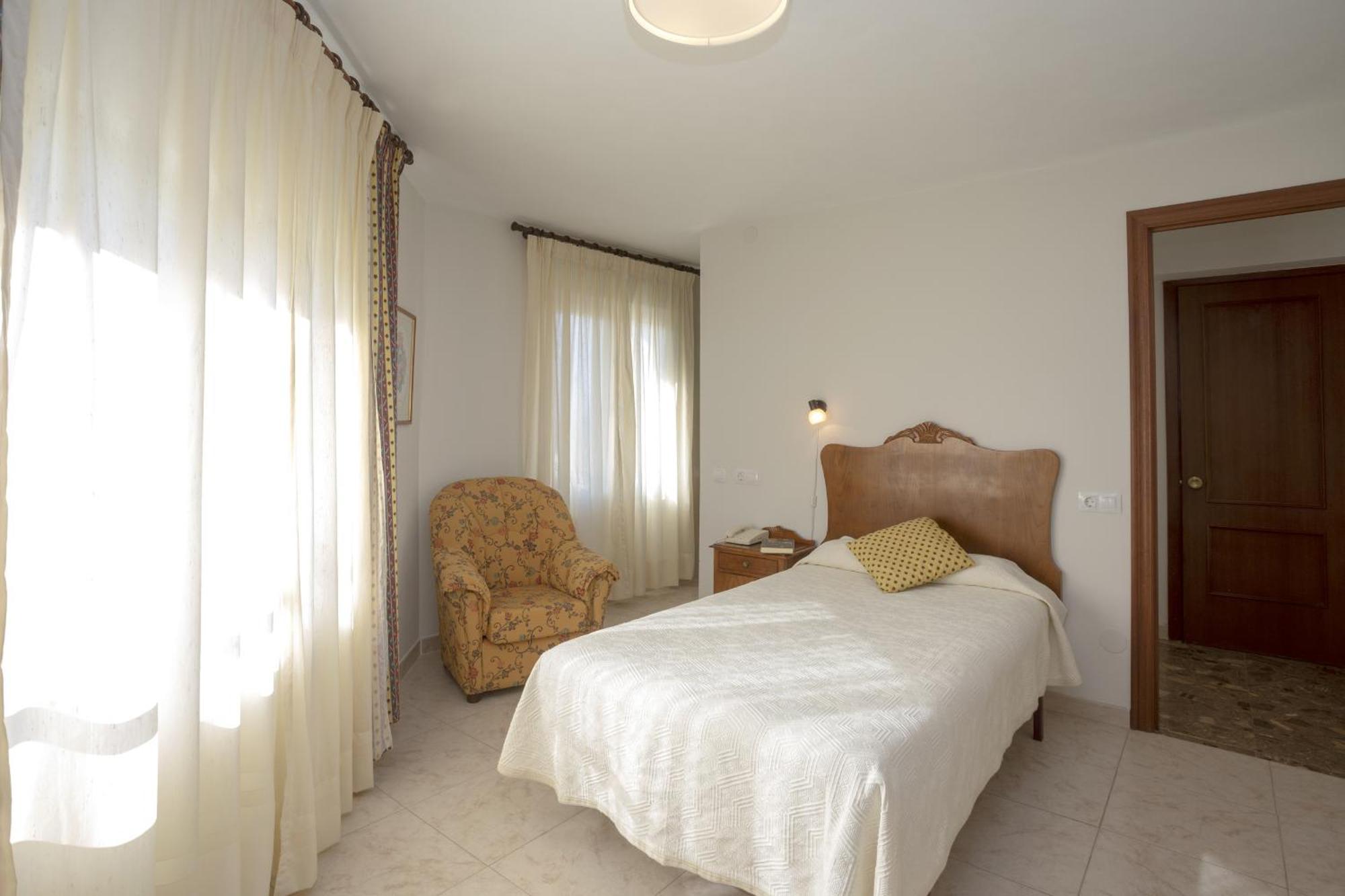 Hotel La Ruta Tapia De Casariego Buitenkant foto